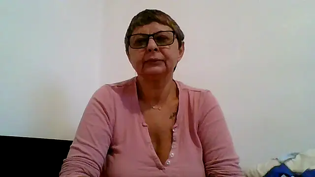Snapshot of roseblak42 chatting on October 30, 2:51 pm roseblak42 online show from October 30, 2:51 pm
