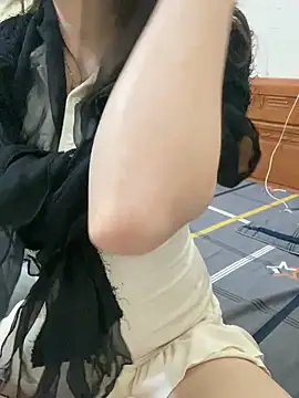 Ruby bear online show from March 9, 12:53 pm