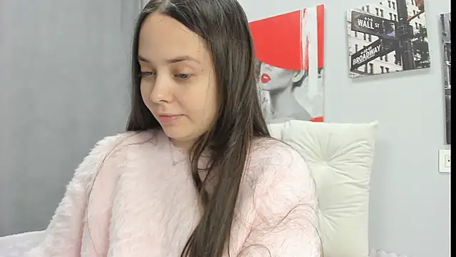 Tiny JuJu online show from February 5, 1:10 am