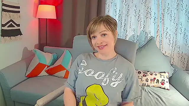 NandiSmile online show from February 10, 9:46 am