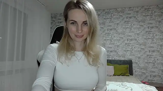 AlissonBia online show from June 6, 8:57 pm