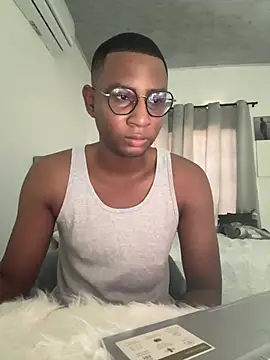 Snapshot of Arwens_bell08 chatting on March 2, 2:43 pm Arwens bell08 online show from March 2, 2:43 pm