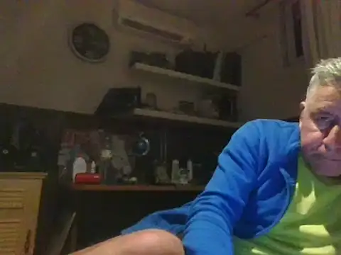 Snapshot of fransexdol chatting on December 25, 2:57 am fransexdol online show from December 25, 2:57 am