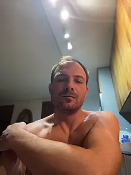 Adventurehotman online show from April 24, 9:50 pm