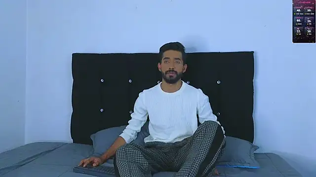 dereck hotsoon online show from January 30, 12:39 am