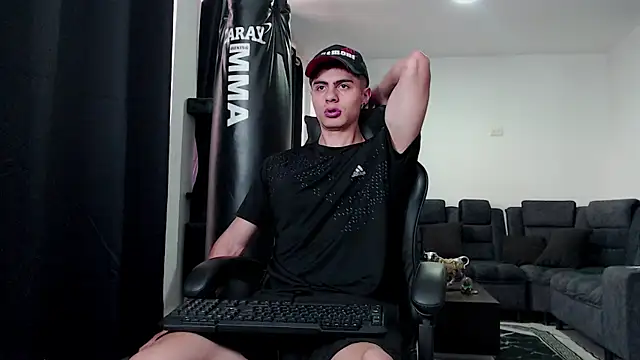 Stiven CL online show from November 21, 9:46 pm