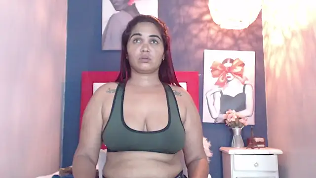 Snapshot of SofiaSexy_ chatting on January 17, 11:29 pm SofiaSexy  online show from January 17, 11:29 pm