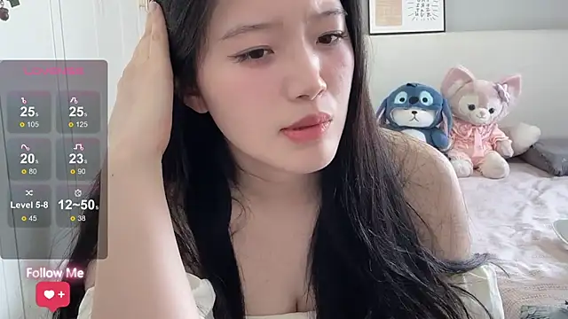 Snapshot of rose-u chatting on June 11, 2:53 am rose-u online show from June 11, 2:53 am