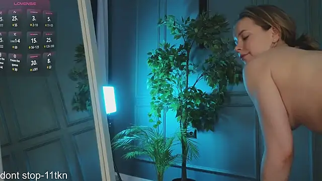 milly shy online show from January 16, 1:25 pm