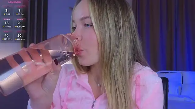 milly shy online show from December 2, 6:41 am