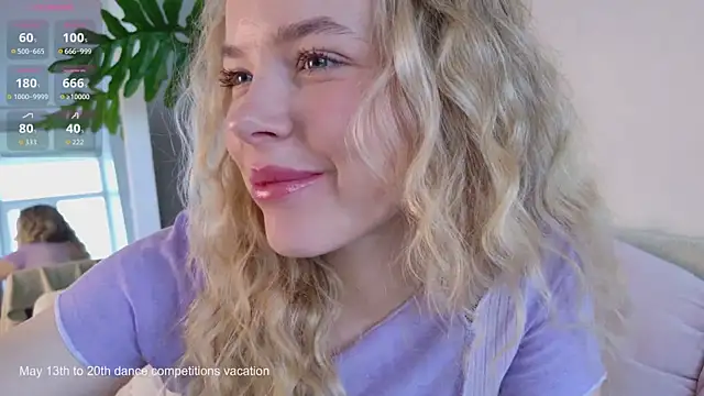 Snapshot of milly_shy chatting on May 7, 6:52 am milly shy online show from May 7, 6:52 am