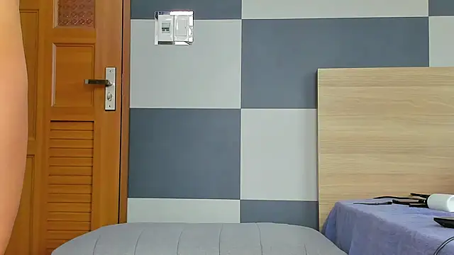 Snapshot of Kiera_Thomas chatting on November 22, 7:07 am Kiera Thomas online show from November 22, 7:07 am