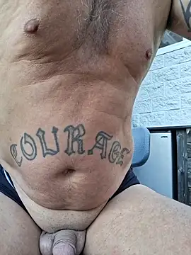 Hotbodyscottie online show from May 13, 11:33 pm