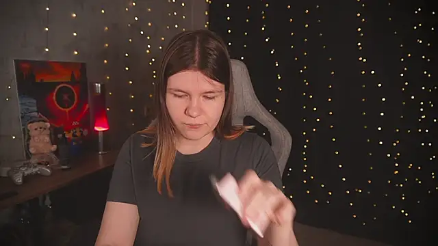 Snapshot of cuteamberlyyy chatting on December 18, 4:51 am cuteamberlyyy online show from December 18, 4:51 am