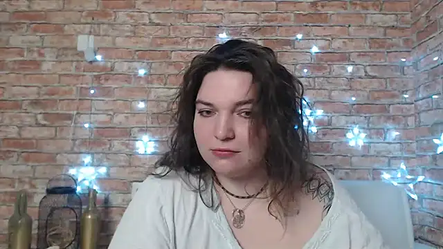 Amelia Kiss  online show from January 30, 12:50 am