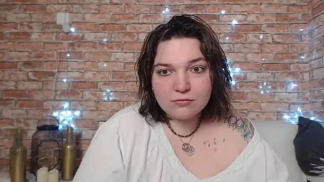 Amelia Kiss  online show from February 10, 12:52 am