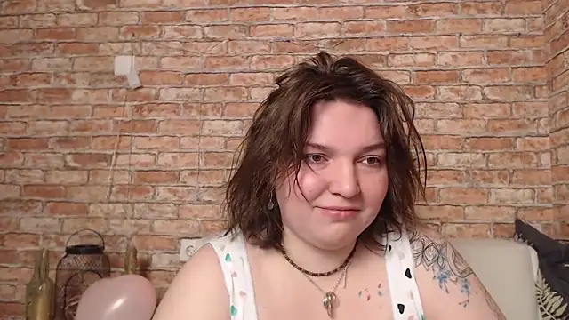 Amelia Kiss  online show from February 15, 12:37 am