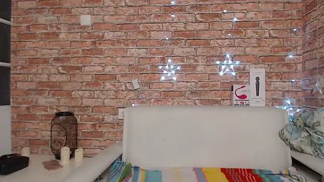 Amelia Kiss  online show from October 2, 12:39 am