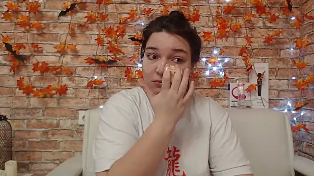 Amelia Kiss  online show from November 2, 12:35 am