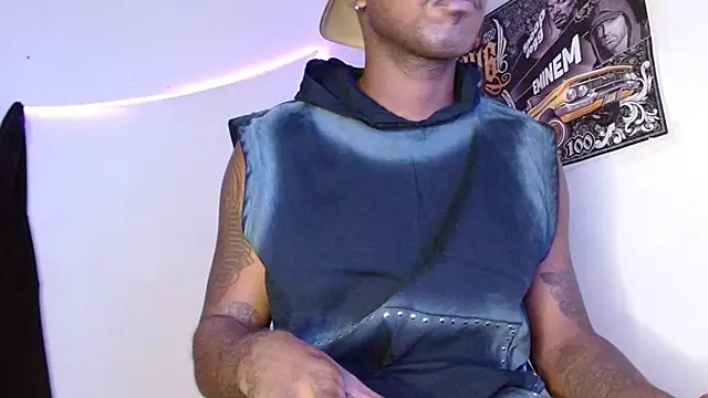 king  Black online show from February 5, 2:49 am