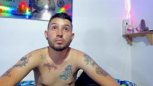 Bad Couple 1 online show from January 21, 6:00 am