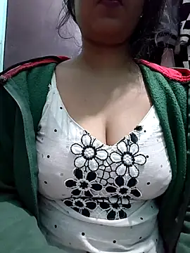 Snapshot of Kavita_ji chatting on January 28, 4:08 am Kavita ji online show from January 28, 4:08 am