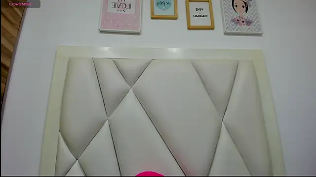 Snapshot of atilanadiaz7 chatting on April 17, 5:16 pm atilanadiaz7 online show from April 17, 5:16 pm