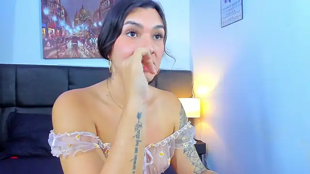 Camila Coxx online show from January 17, 11:59 am