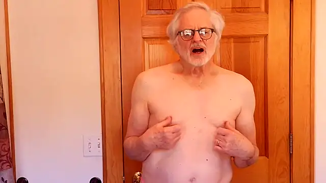 stripfun23 online show from March 12, 6:58 pm