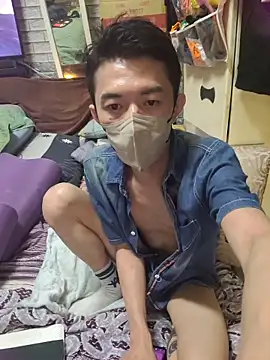 JJjing online show from October 26, 8:37 pm