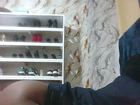 Snapshot of SexyAndSweet chatting on October 29, 9:27 pm SexyAndSweet online show from October 29, 9:27 pm