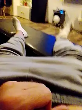 Snapshot of Geniusxl chatting on October 29, 8:21 pm Geniusxl online show from October 29, 8:21 pm