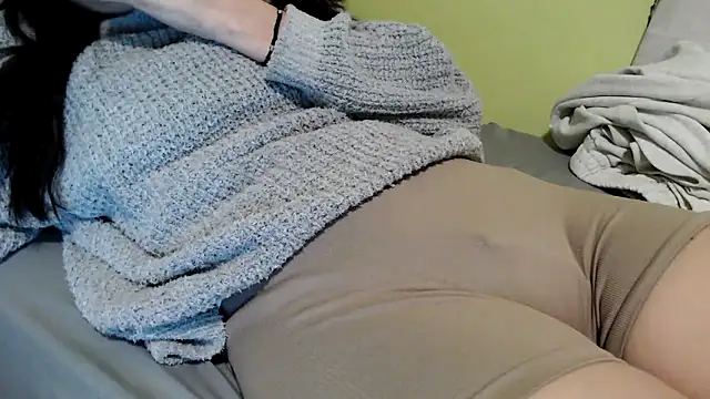 Snapshot of samantha_s69 chatting on May 23, 12:20 pm samantha s69 online show from May 23, 12:20 pm