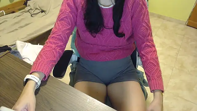 Snapshot of samantha_s69 chatting on July 31, 11:31 am samantha s69 online show from July 31, 11:31 am