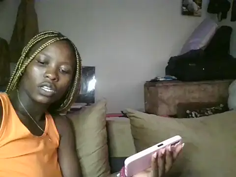 Snapshot of Sonnia_ chatting on January 5, 10:32 am Sonnia online show from January 5, 10:32 am