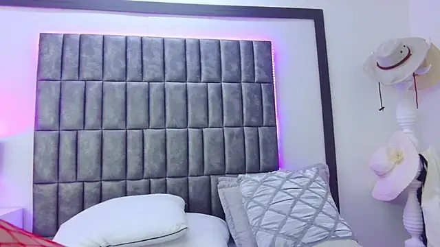 MeryStone online show from January 8, 4:55 am