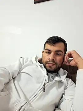 hornny1995 online show from October 2, 1:29 pm