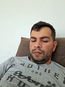 hornny1995 online show from October 19, 11:22 am