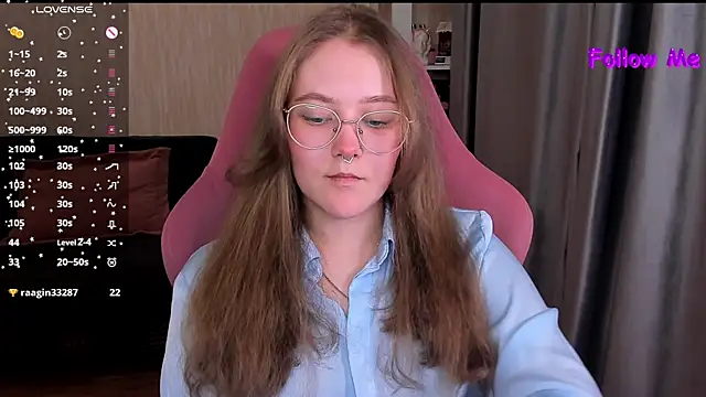 bunny bubble online show from August 6, 11:39 pm