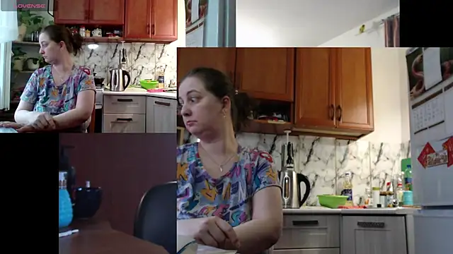 Snapshot of Sakura_Green chatting on December 18, 9:37 am Sakura Green online show from December 18, 9:37 am