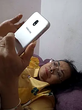 Hotestlove online show from December 17, 11:05 am