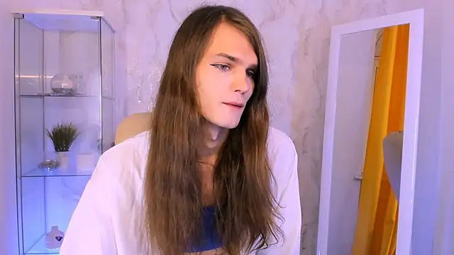 Will Will  online show from December 2, 9:32 pm