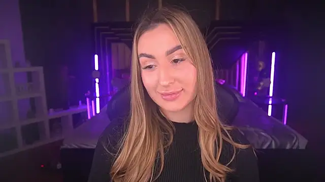 LiaBrazzerr online show from March 16, 3:50 pm