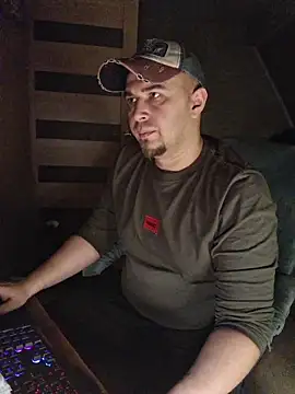 Foxyshaved online show from January 7, 5:43 am