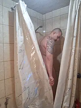 Snapshot of Foxyshaved chatting on May 31, 7:04 am Foxyshaved online show from May 31, 7:04 am
