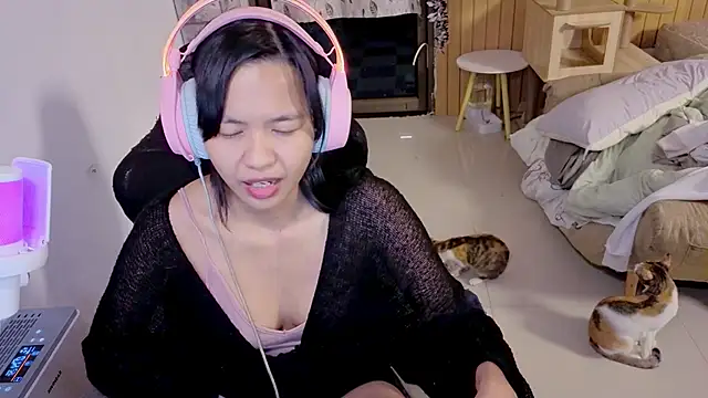 Kana G online show from November 19, 5:13 pm