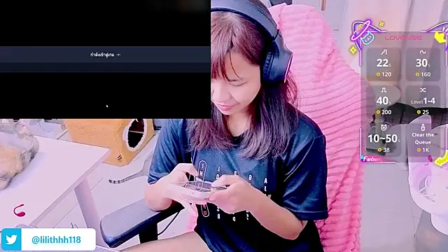 Snapshot of Kana_G chatting on May 9, 5:29 pm Kana G online show from May 9, 5:29 pm