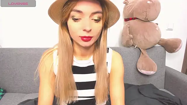  ellen meow  online show from December 8, 9:35 am