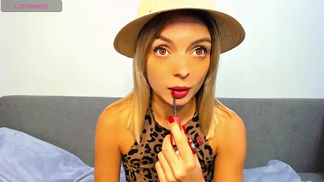  ellen meow  online show from October 24, 9:11 pm