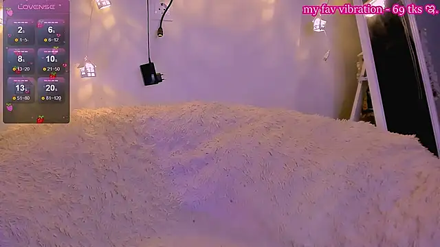 Snapshot of Sofagreen_ chatting on February 12, 6:19 pm Sofagreen online show from February 12, 6:19 pm